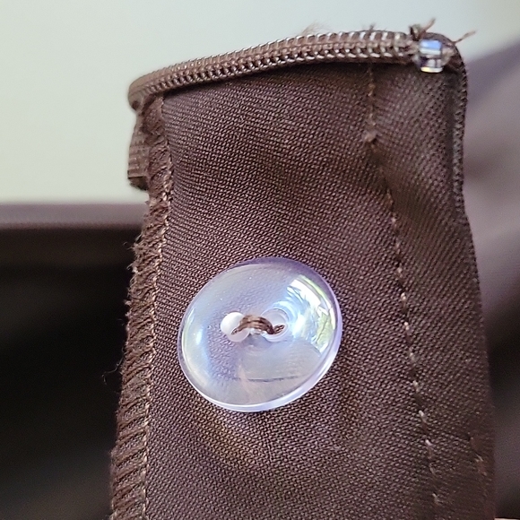 EUC. St.John sz 4 basic pant with side zipper. - Picture 7 of 7